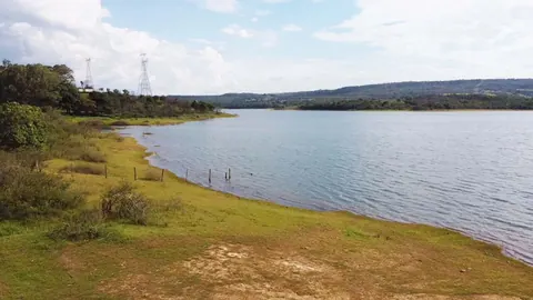 Prainhas do Lago Corumbá IV: existe praia pública?