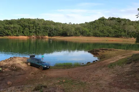 Nível do Lago Corumbá IV: como varia na seca e na chuva